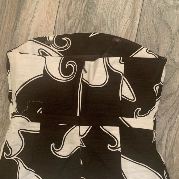 MERONA BLACK/WHITE SLEEVELESS LINED DRESS 2-EUC - Picture 4 of 7